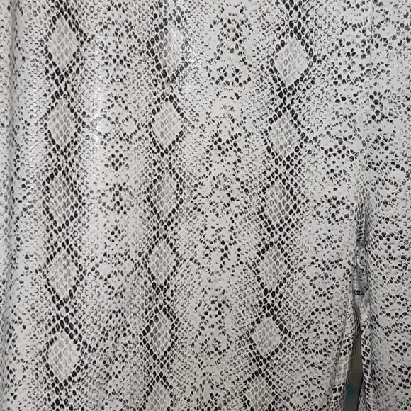 Pleather Python Tights - Picture 6 of 8